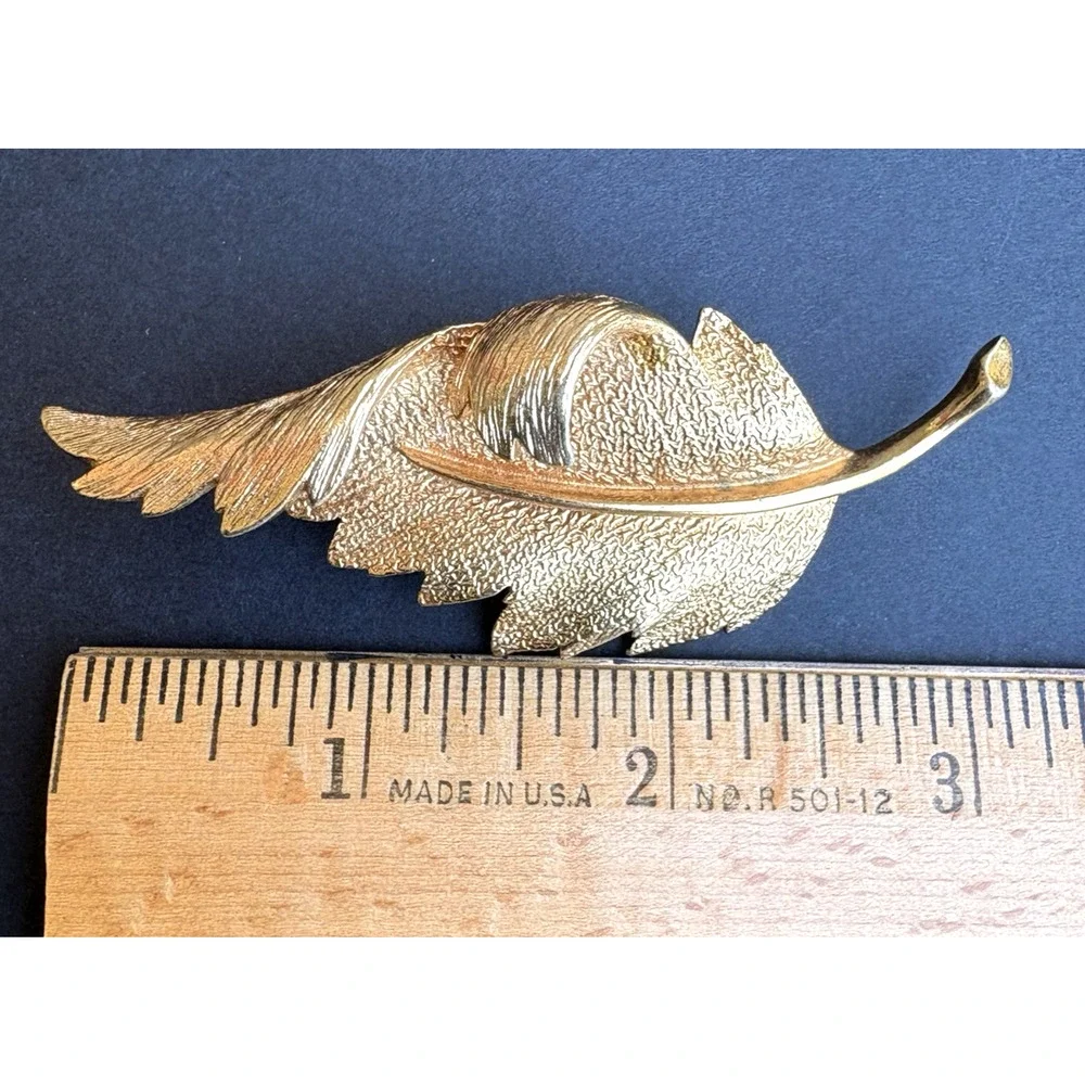 Coro vintage pegasus